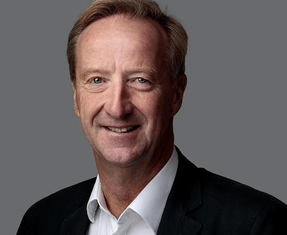 Fostul șef al serviciului britanic de informații externe MI6, Sir Alex Younger
