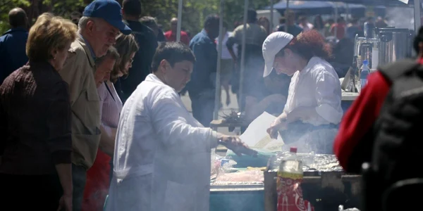 Concursurile pescăreşti, scrumbiile şi concertele sunt principalele ingrediente ale festivalului  Foto: Corina Misăilă