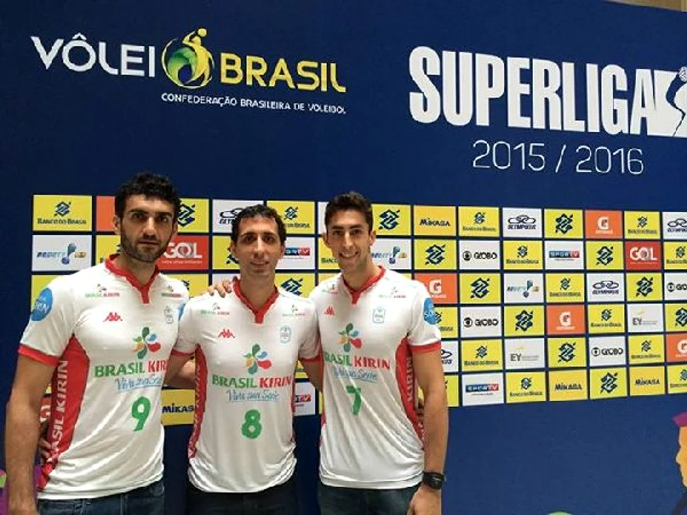 
    Bogdan Olteanu, la prezentarea Superligii braziliene de volei masculinFoto: Facebook  