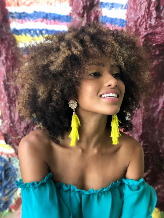 Această tânără superbă este personajul principal din videoclipul "My Love"