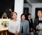 Principesa Sofia la expoziția de fotografie japoneză de la Muzeul Antipa cu ambasadorul Japoniei, Takashi Katae, și soția sa, Fumiko Katae. FOTO: Alexandra Curea Gogu/Casa Majestății Sale