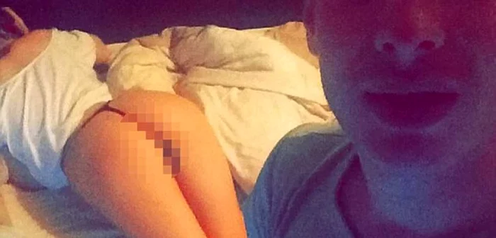 Postările provocatoare ale britanicului atrag femei care îl bombardează cu selfieuri sexy, ca o invitaţie la sex.FOTO Daily Mail