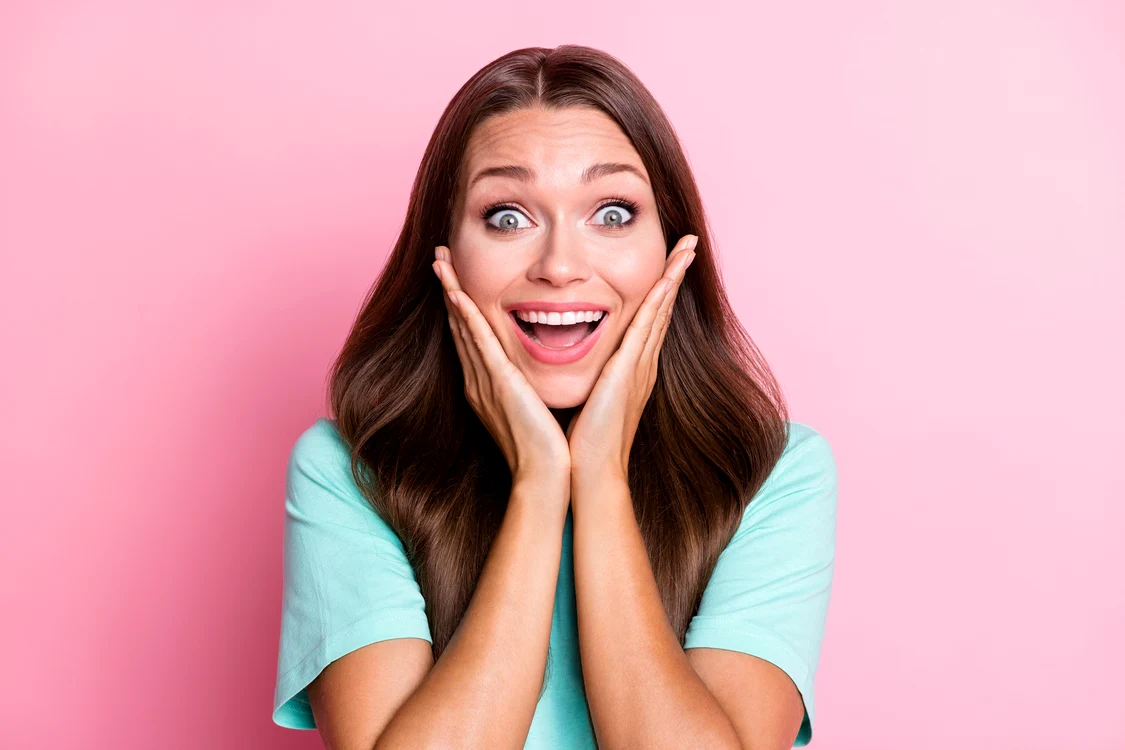 femeie surprinsă  foto   Shutterstock jpg
