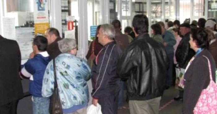 Societatea civilă este informată doar la nivel de declarații