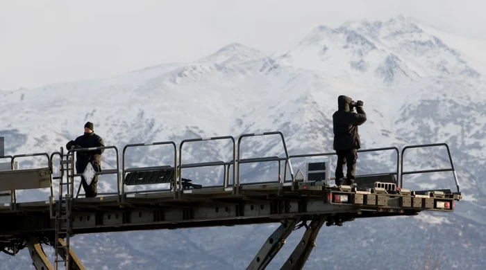 Cum este asigurată paza demnitarilor la baza militară / Sursa foto: AFP