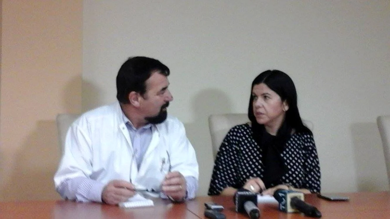Constantin Demian, PR al Spitalului Judeţean de Urgenţă Satu Mare şi Marecela Papici, managerul spitalului. Foto. Adevărul