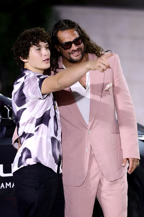 Jason Momoa si fiul sau GettyImages 2233579208 jpg