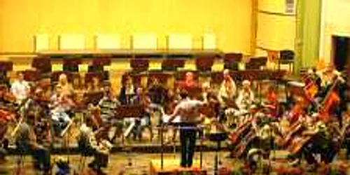 Filarmonica „Banatul“ îi aşteaptă pe timişoreni la concerte