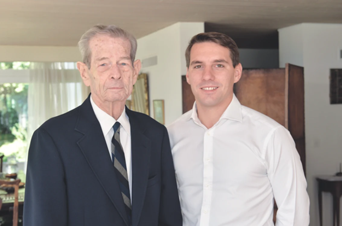 
    Fostul Principe Nicolae, alături de Regele Mihai IFoto: Arhivă personală  