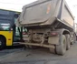 Autobuzul transporta 40 de persoane. 