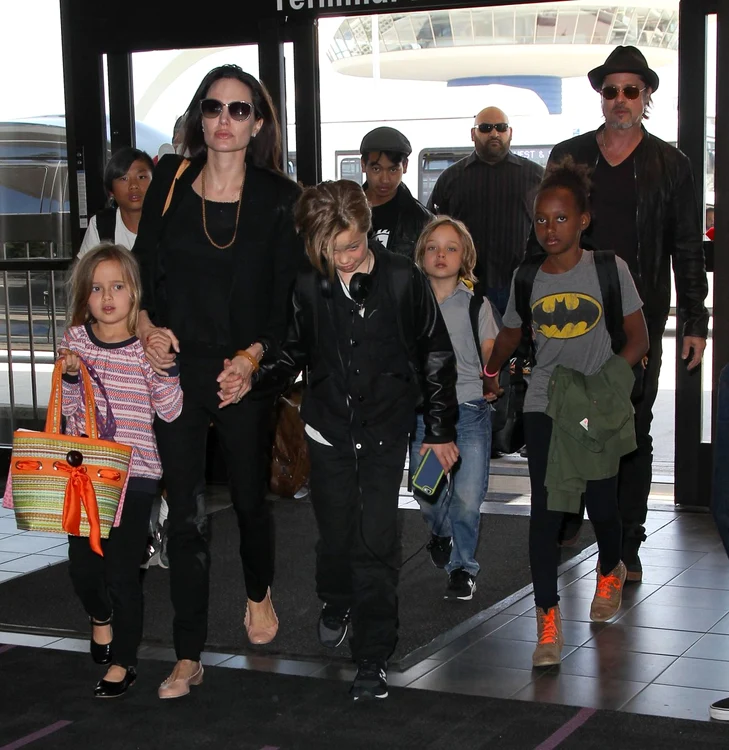 familia jolie hepta 2052699 jpeg