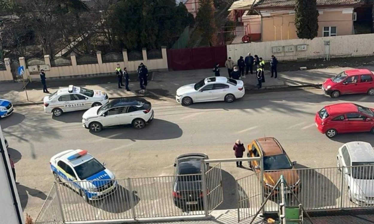 Bătaie între polițiști, în Slatina Foto: observatornews.ro