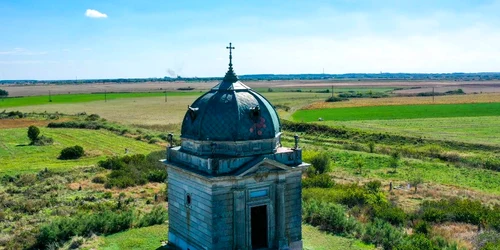mausoleu mocioni jpeg