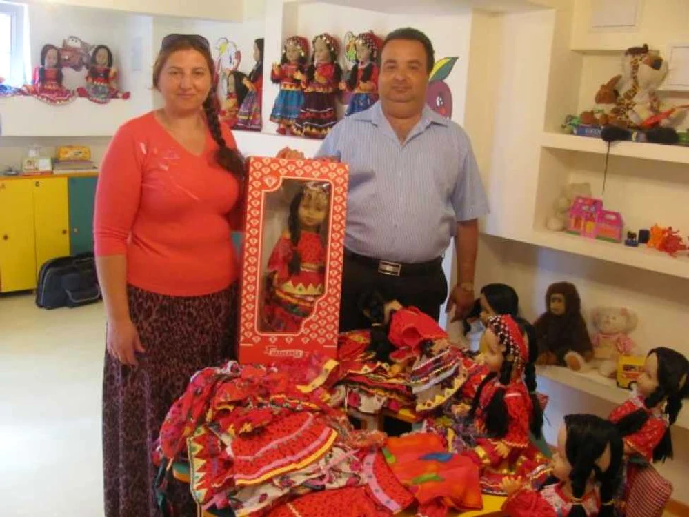 Papusa Lulica ajunge in hipermarket-uri