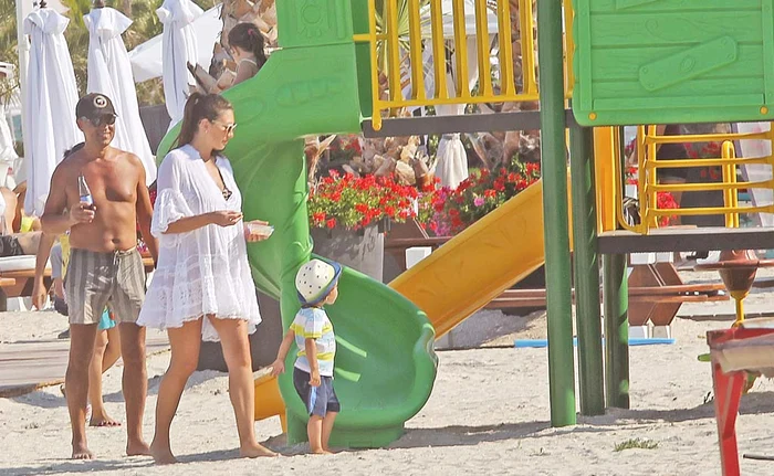 
    Remus Truică s-a transformat într-un familist convinsFoto: Mihai Ionescu  