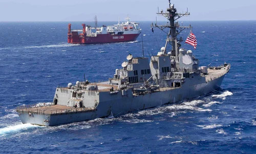 nave americane Marina SUA FOTO: X/@TheSaviour