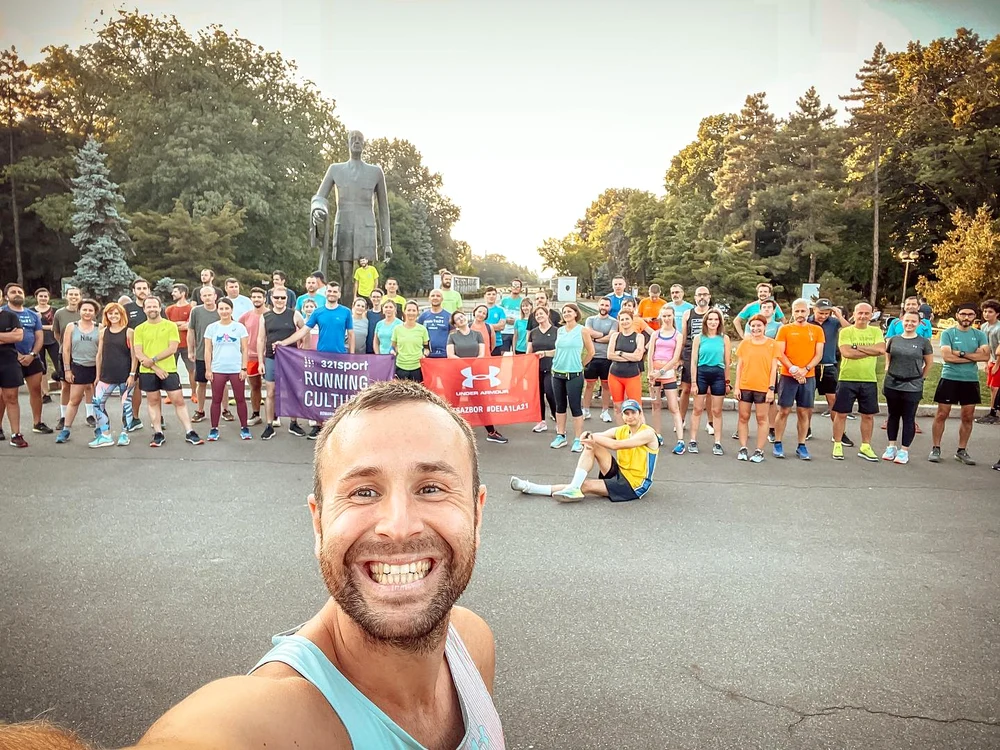 Radu Restivan, alături de gașca sa de la 321Sport