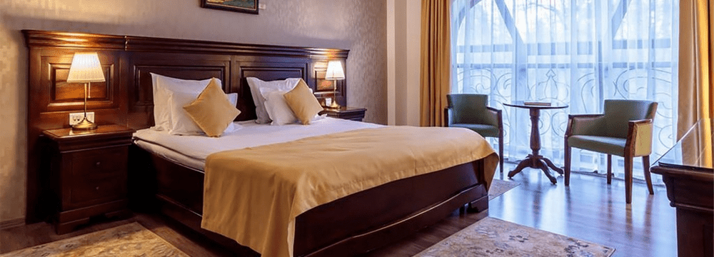 Exces de zel la un hotel, reclamat de o româncă. Ce a deranjat-o pe turistă