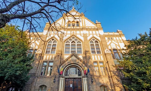 Colegiul Național Pedagogic Carmen Sylva jpg