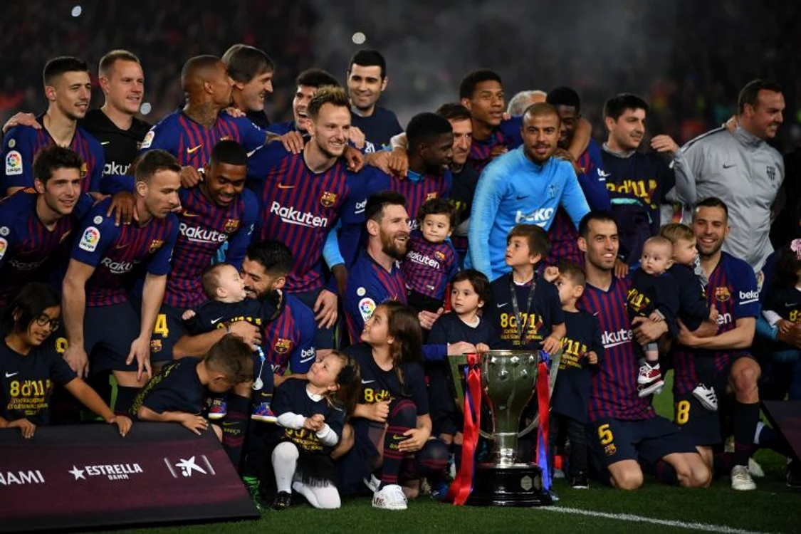 Messi a venit cu toți cei trei copii la festivitatea de premiere