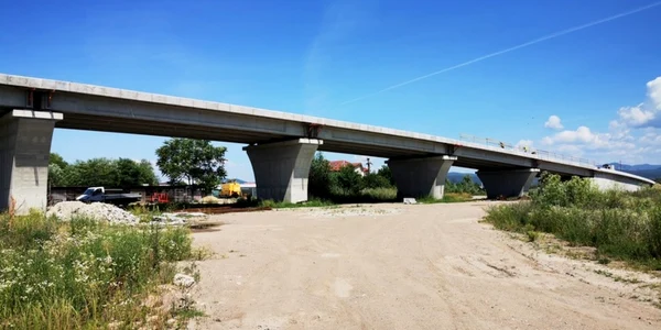 pasaj peste calea ferata din Deva foto daniel guta adevarul