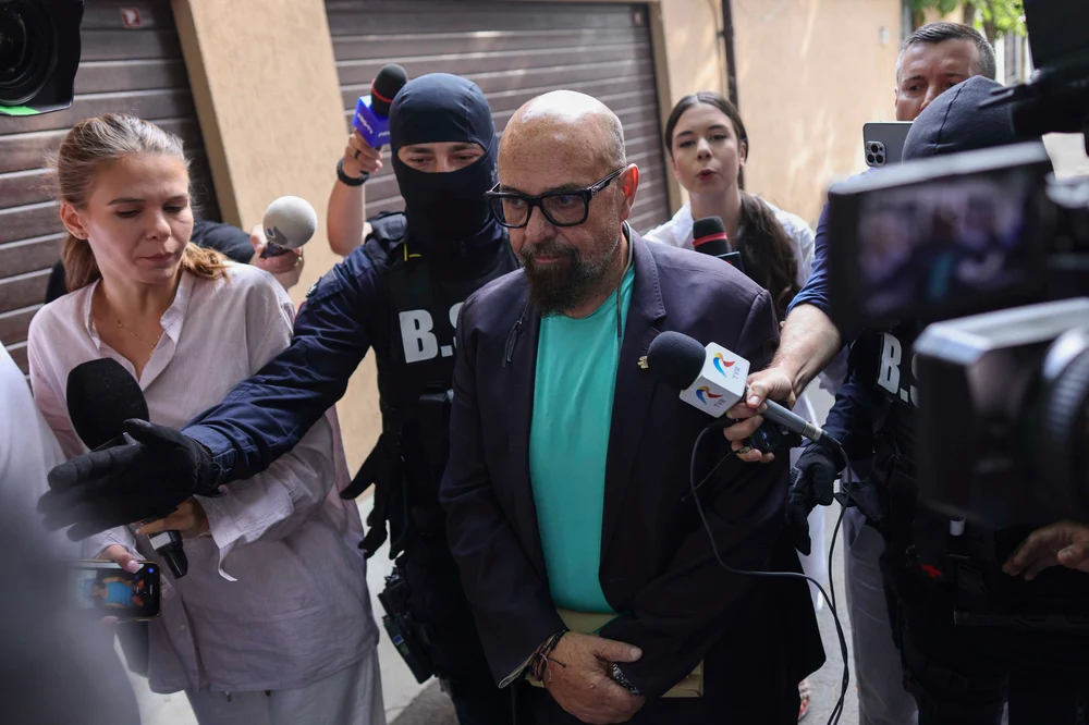 Cristian Popescu Piedone, trimis în judecată de DNA. Este acuzat că ar fi avertizat un hotel din Sinaia despre un control ANPC