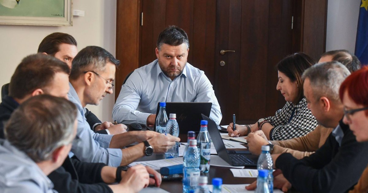 Primarul general solicită STB un plan detaliat pentru reducerea cheltuielilor. Ce măsuri vor lua?