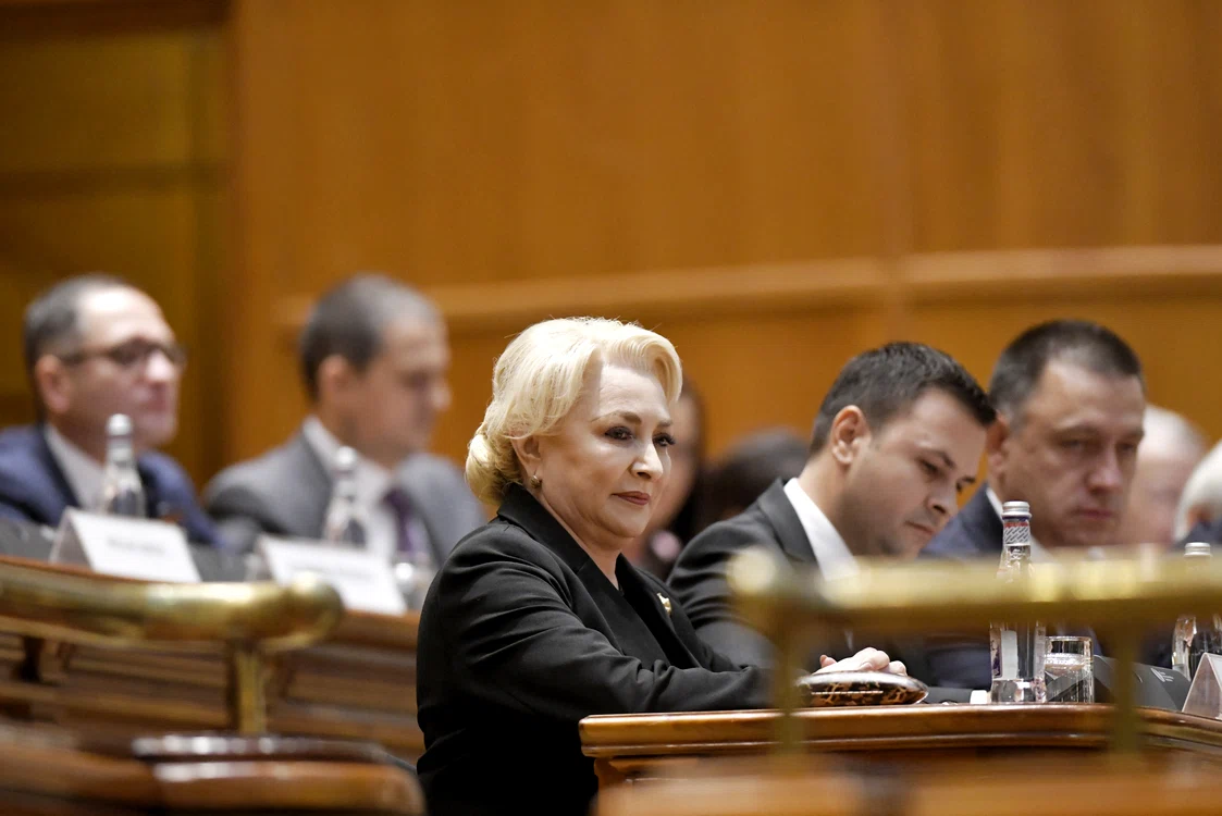 
    Moțiunea de cenzură a trecut. Viorica Dăncilă este demisă, alături de întreg CabinetulFoto: mediafax-andreea_alexandru  