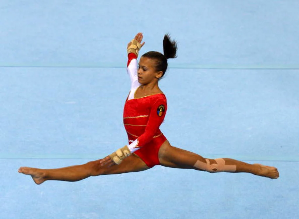 
    Diana Bulimar a povestit de ce a fost nevoită să se retragă din finalăFoto: Getty  