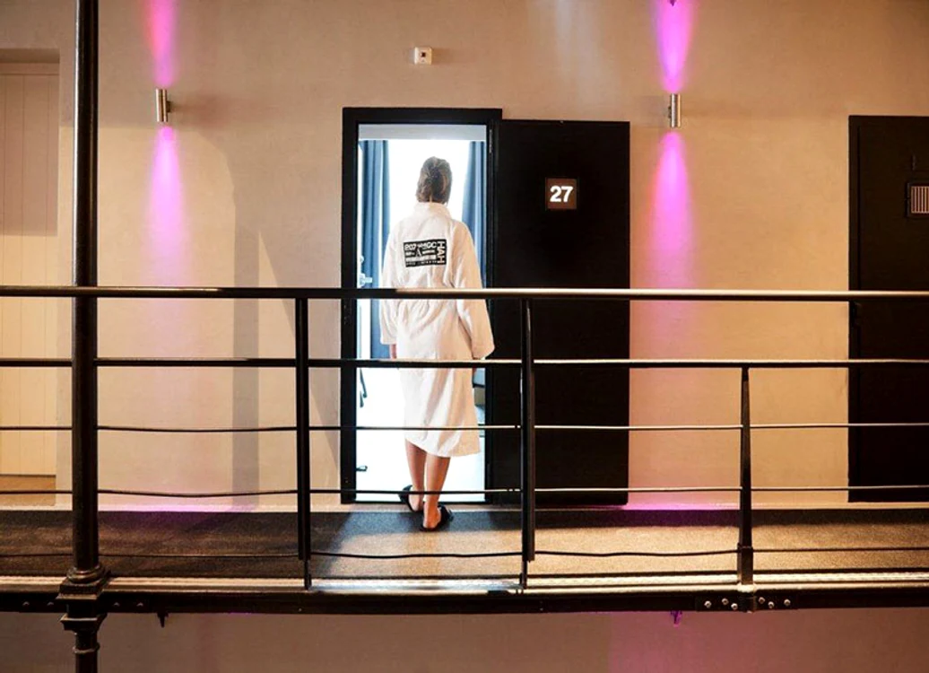 inchisoare hotel olanda