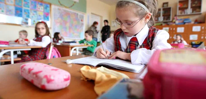 Prima etapă de înscriere a copiilor în învăţământul primar obligatoriu se încheie pe 22 aprilie 2013 FOTO Arhiva Adevărul