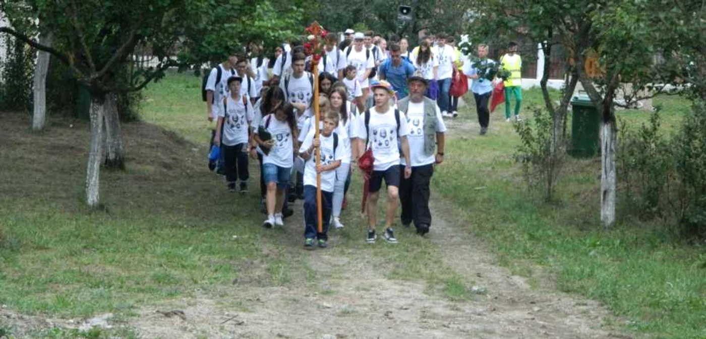 Pelerinii vor porni la drum la ora 12:00. FOTO Arhivă Adevărul