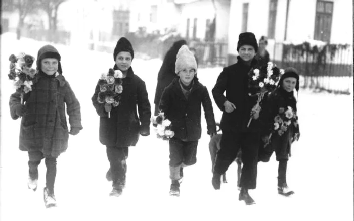 Colindători cu sorcova Foto Arhiva Florin Epure