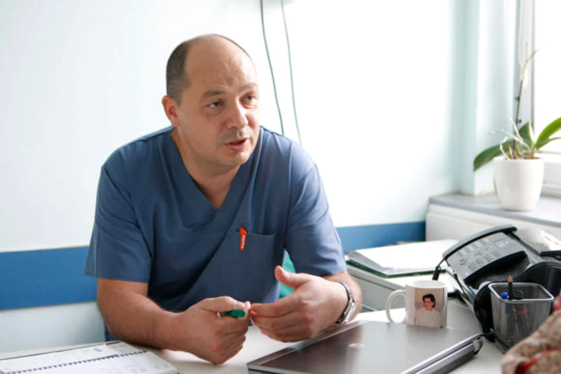 Dr. Radu Spătaru