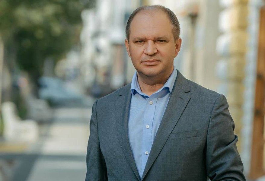 Primarul Chișinăului, liderul listei de candidați la alegerile parlamentare, refuză să renunțe la funcția de edil