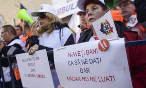 Protest organizat de Federaţia Naţională Sindicală Ambulanţa în Bucureşti FOTO Inquam Photos / Octva Ganea