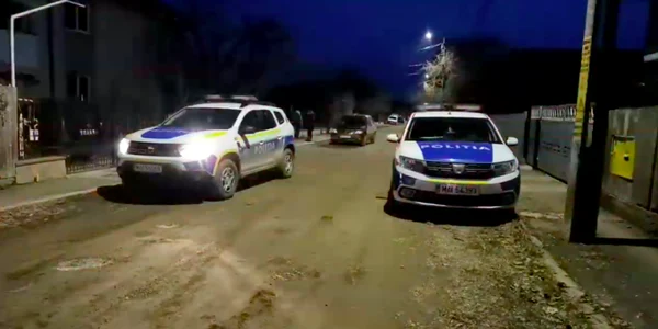 Maşini de poliţie Paşcani