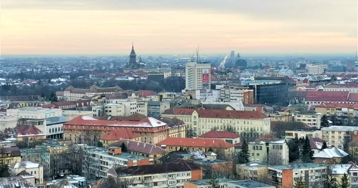 Panorama Timişoarei din locuinţa aflată la etajul 20  FOTO Ş.Both