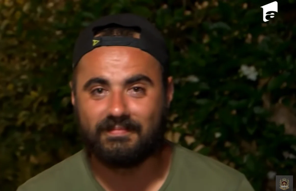 
    Emi a filmat cererea în căsătorie în urmă cu câteva luni, când se afla în Israelfoto: captură video/Antena 1  