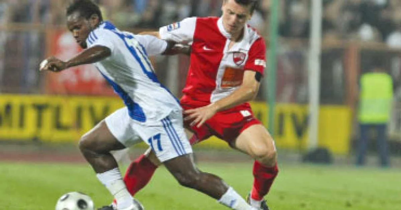 „Câini“ turbaţi şi  olteni războinici