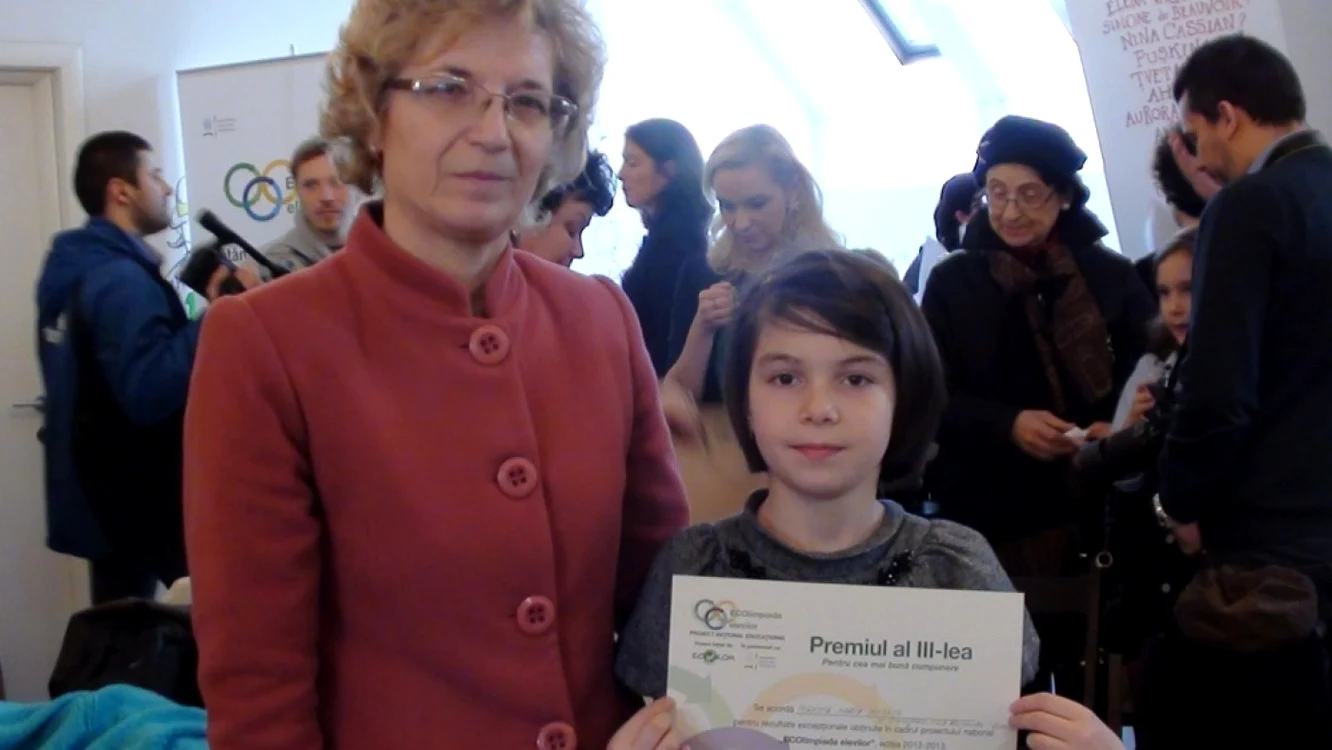 Medeea este elevă la şcoala Vasile Alecsandri din Roman şi a câştigat premiul al III-lea la ECOlimpiadăFOTO: Adevărul