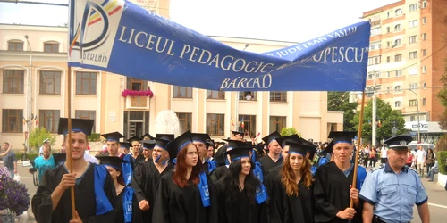 mars absolventi pedagogic barlad 2014