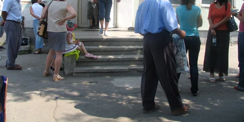 Elevii din judeţul Olt dau BAC-ul în cadrul a 16 centre de examen