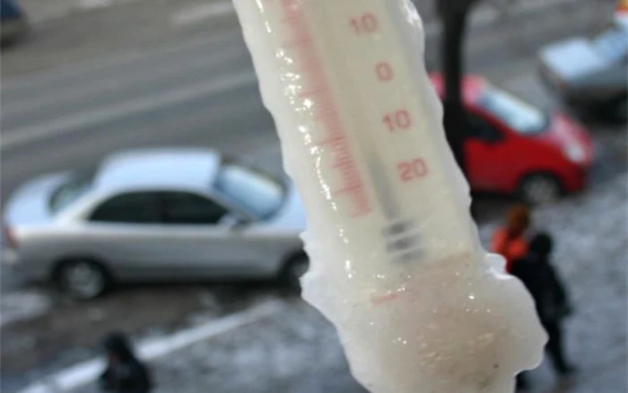 În câteva zile vom avea temperaturi de 0 grade Celsius FOTO Adevărul