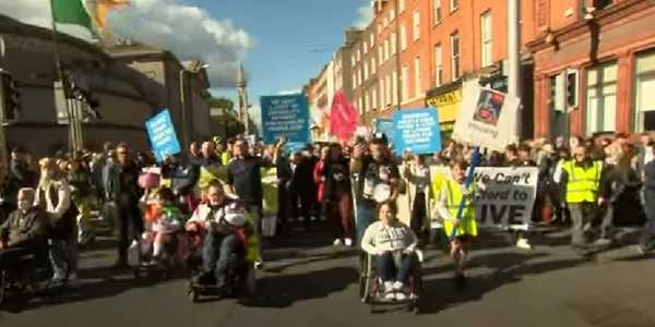 Protest in Irlanda fata de cresterea costului vietii Captura YouTube jpg