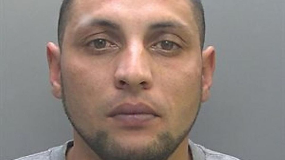 Prădător sexual din România, condamnat pentru viol în Marea Britanie. A fost transferat într-un penitenciar din țară