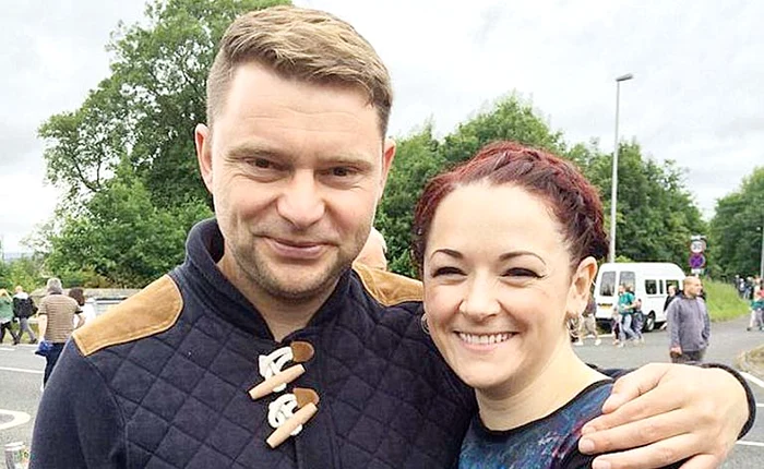 
    La câteva ore după această poză, Danny şi-a dat sufletul  