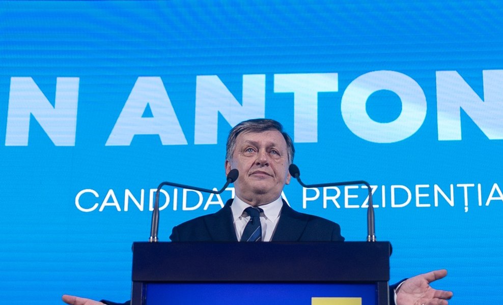 UDMR a validat candidatura lui Crin Antonescu la alegerile prezidenţiale. Decizia Consiliul Reprezentanţilor Unionali