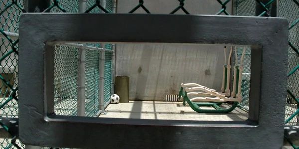 Teroriştii de la Guantanamo se relaxează cu cretă colorată, tăbliţe de desenat şi sudoku
