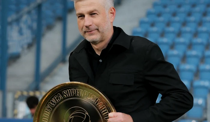 Edi Iordănescu a cucerit primul său trofeu cu Legia Varșovia (FOTO: Facebook)